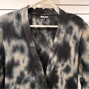 SER.O.YA distressed maxi tie dye sweater blues buttons, belt, pockets.